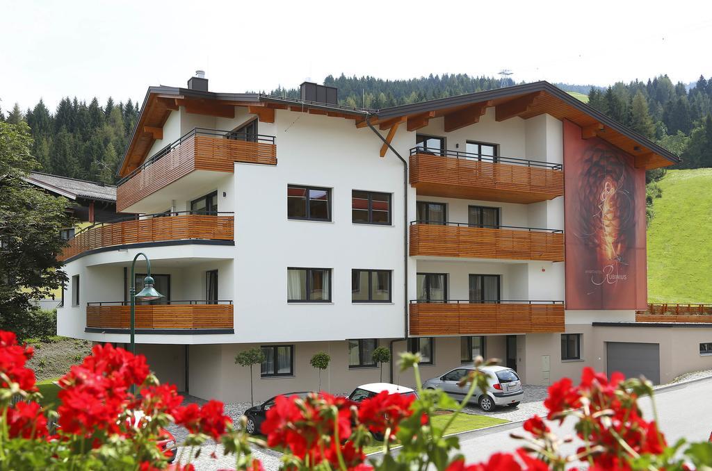 Aparthotel Rubinius วาไกรน์ ภายนอก รูปภาพ