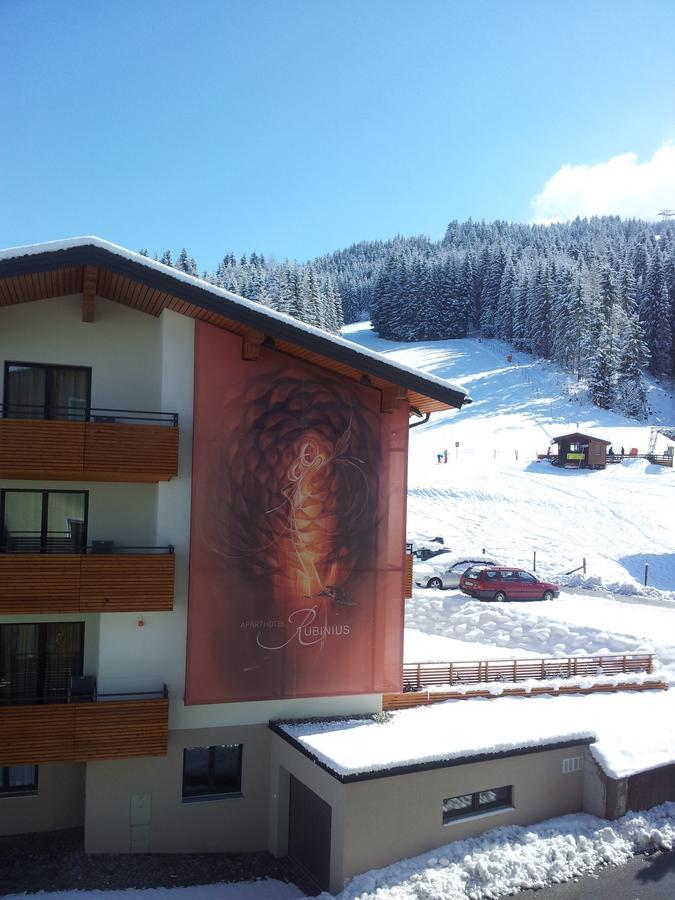 Aparthotel Rubinius วาไกรน์ ภายนอก รูปภาพ